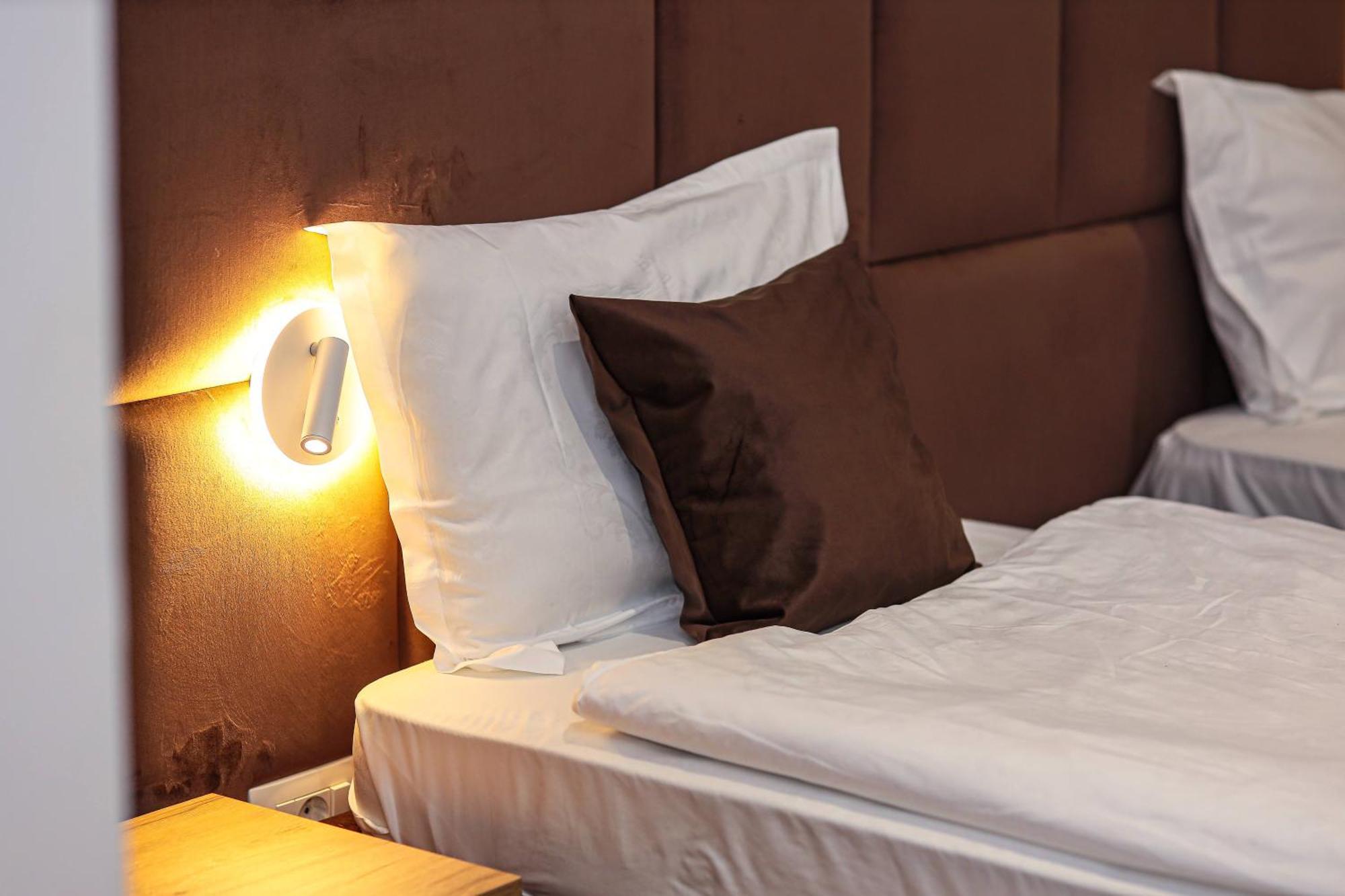 Hotel Prive Peć Zewnętrze zdjęcie