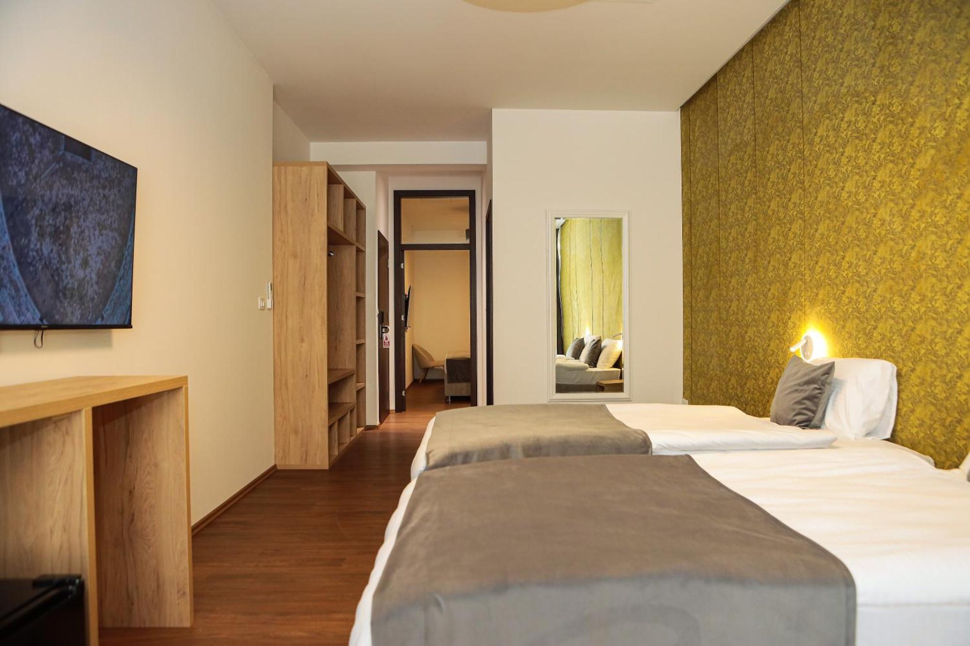 Hotel Prive Peć Zewnętrze zdjęcie
